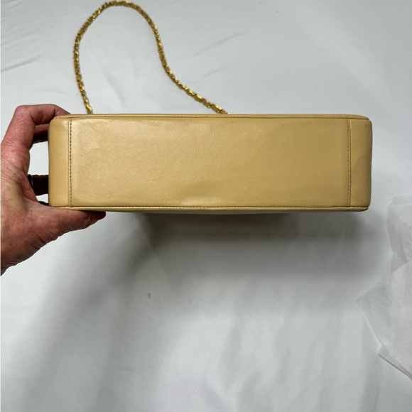 Vintage Chanel Cut Out Two Way Clutch - Picture 11 of 12
